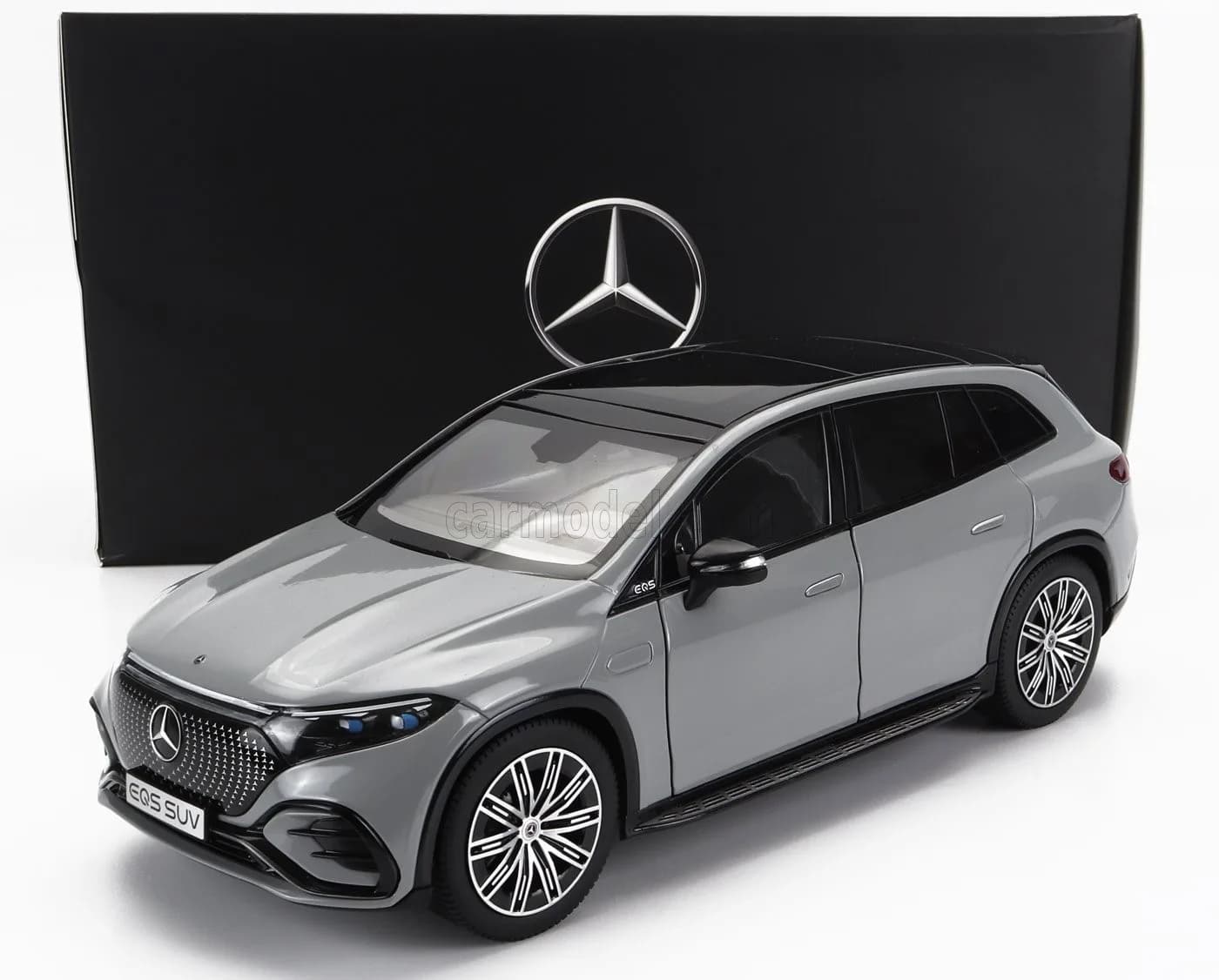 1/18 (Nzg) MERCEDES BENZ - EQS SUV (X296) VON MERCEDES-EQ 2022 (Alp grisi)