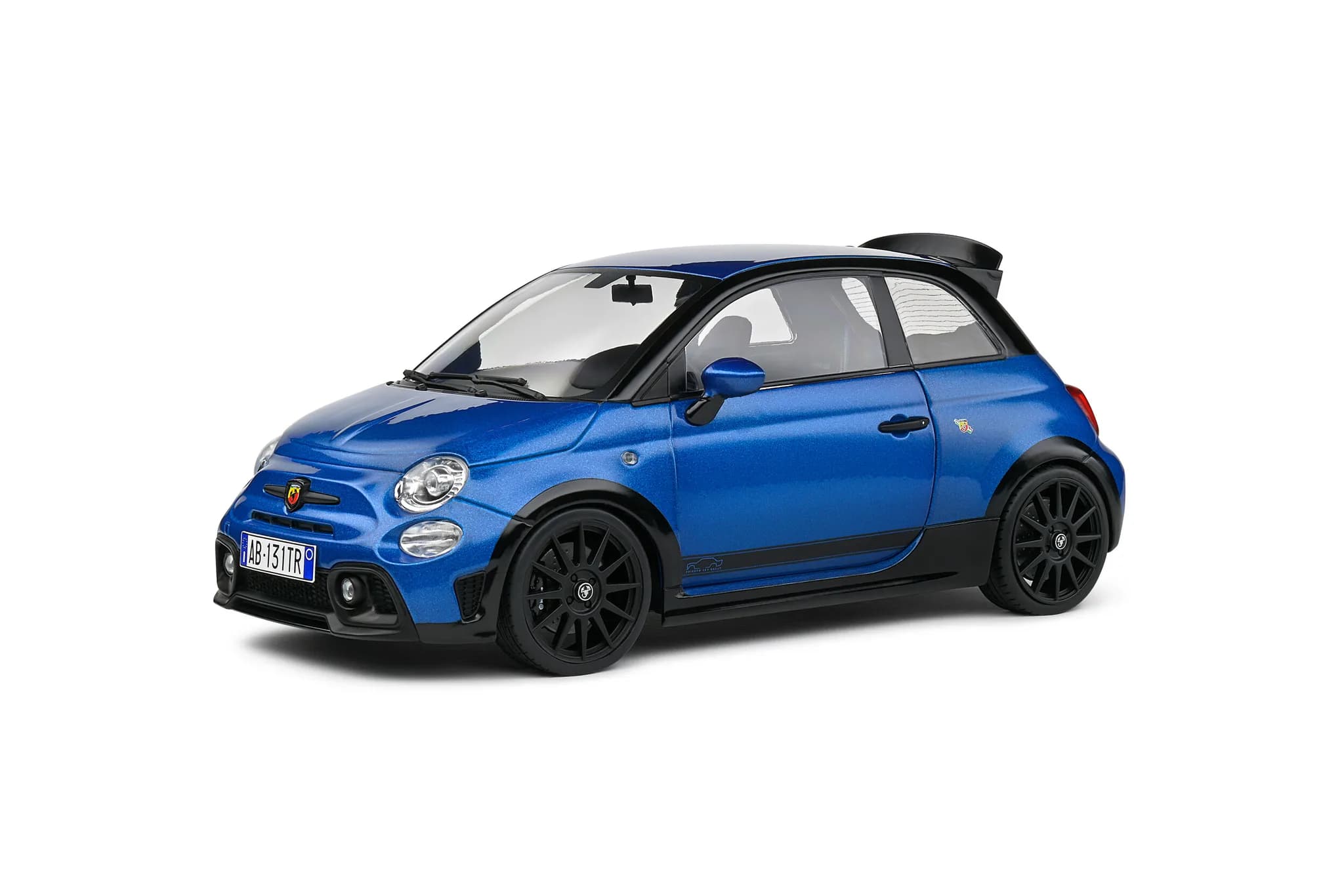 1/18 (Solido) FİAT 695 ABARTH TRİBUTO 131 RALLY – 2022
