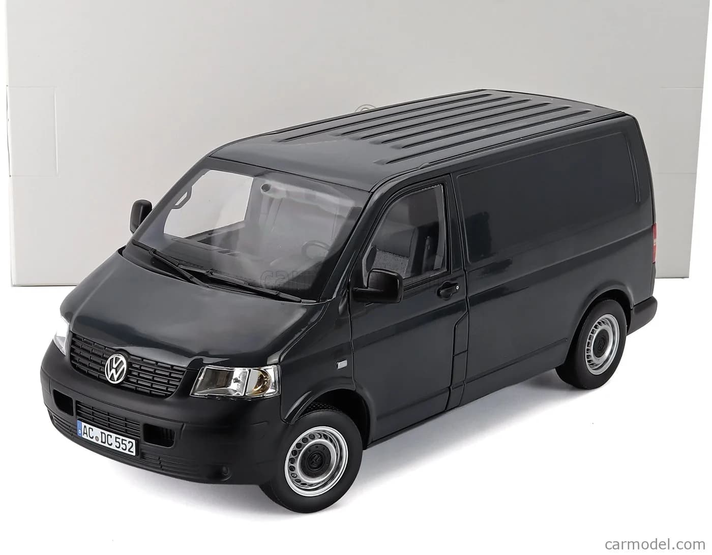 1/18 (Norev) VOLKSWAGEN TRANSPORTER 2003