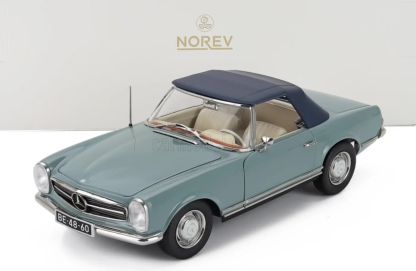 1/18 (Norev) MERCEDES-BENZ 230 SL 1963 (W 113)