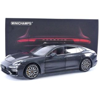 1/18 (Minichamps) PORSCHE PANAMERA TURBO S 2020