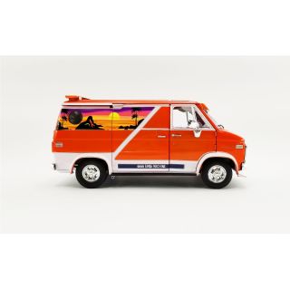 1/18 (Acme) 1976 CHEVROLET G-SERIES VAN