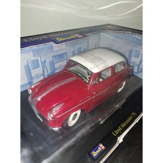 1/18 (Revell) LLOYD ALEXANDER TS