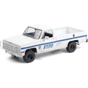 1/18 (Greenlight collectibles) 1984 CHEVROLET CUCV M1008 NEW YORK CITY POLICE DEPARTMENT (NYPD)