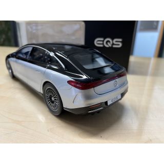 1/18 (Nzg) MERCEDES-BENZ EQS AMG (V297) 2022 - PİLLİ VE IŞIKLI