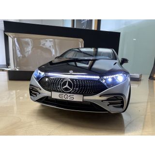 1/18 (Nzg) MERCEDES-BENZ EQS AMG (V297) 2022 - Pilli ve Işıklı