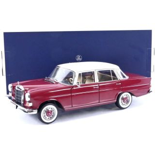 1/18 (Norev) MERCEDES-BENZ 200 1966