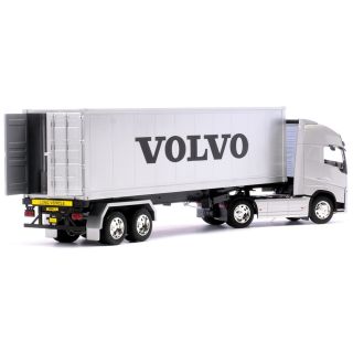 1/32 VOLVO FH